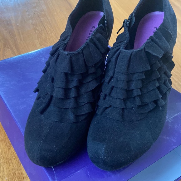 Black madden girl shoes good condition worn once - Picture 5 of 8